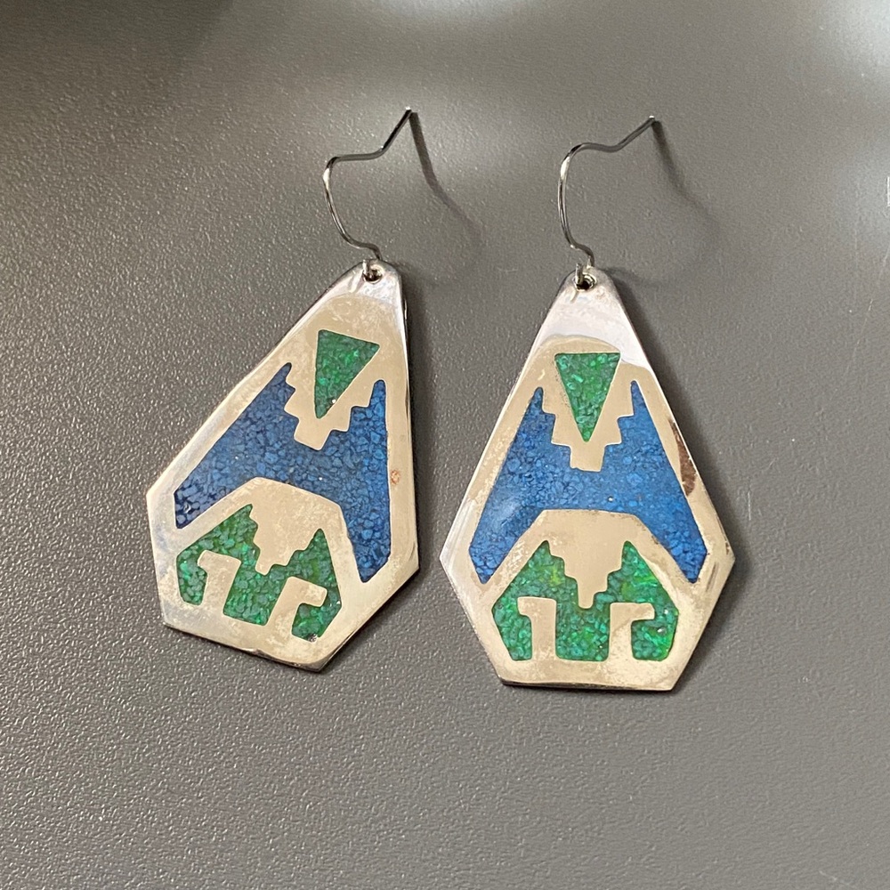 Vintage Silver Tone Crushed Turquoise Inlay Long Dangle Earrings